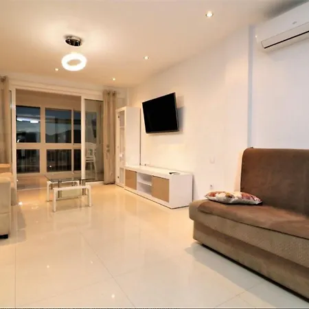 Levante Beachfront Luxury Apartment *